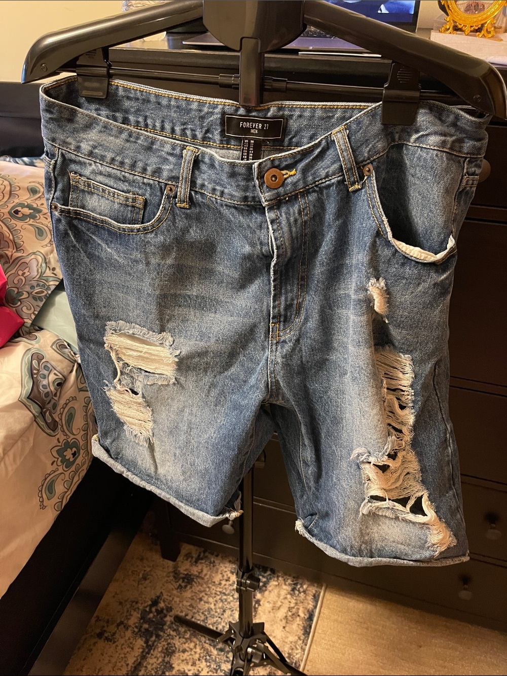 Forever 21 Men’s Blue Distressed Denim Jean Shorts